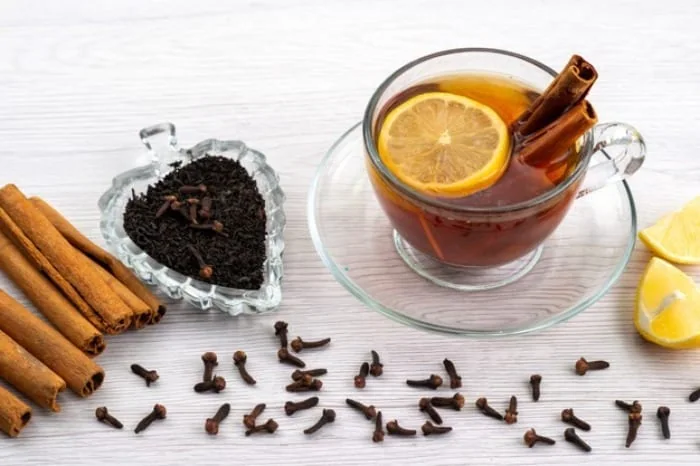 گل گاوزبان و سنبل الطیب 