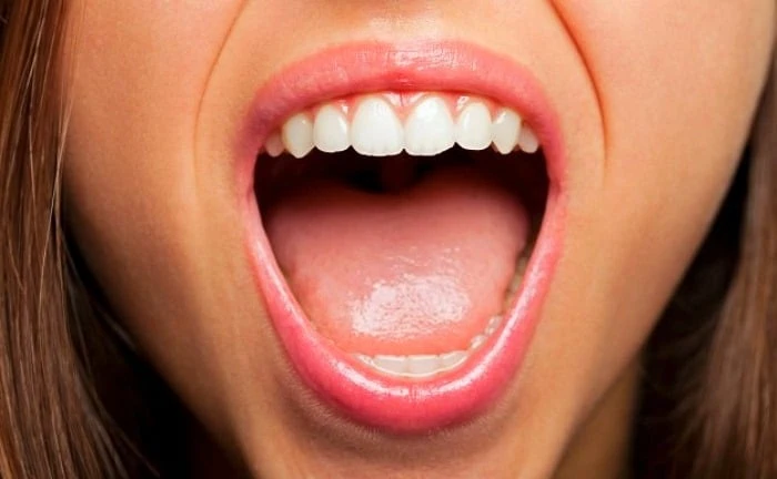آب گل رز برای پوست