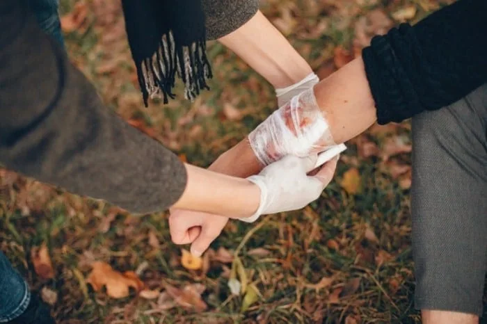 آموزش کمک های اولیه