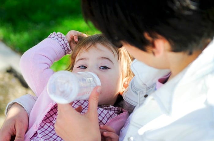 مصرف شیر گاو برای کودکان شیر گاو برای کودک