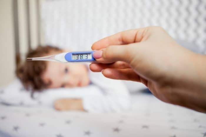 علت تشنج بعد از تب کردن در کودکان چیست؟