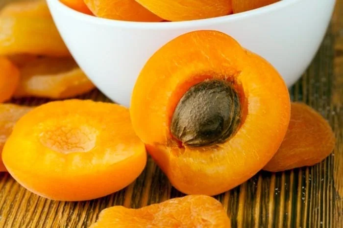 مضرات زردآلو