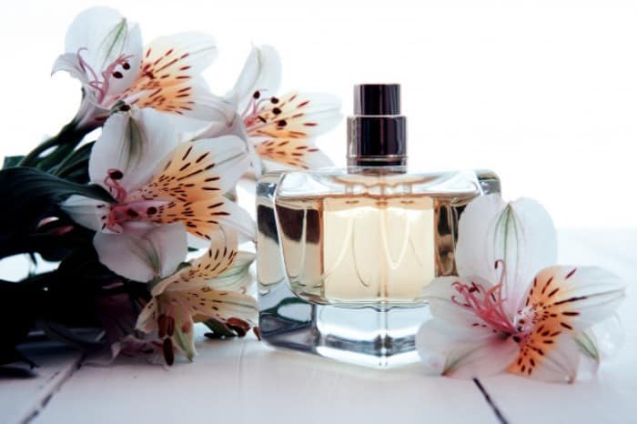 عطر در یخچال