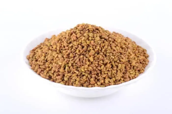تخم شنبلیله برای مو