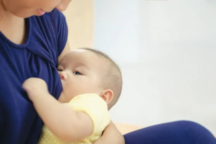 از شیر گرفتن کودک سمج