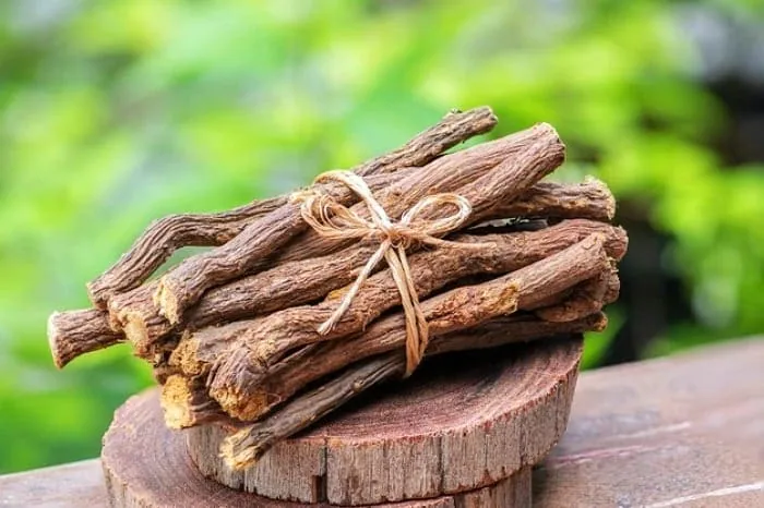 شیرین بیان برای زخم معده