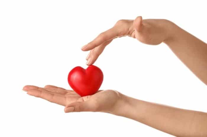 تنظیم ضربان قلب با نوشیدن آب سلامت قلب