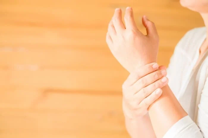 دلیل احتباس آب در بدن