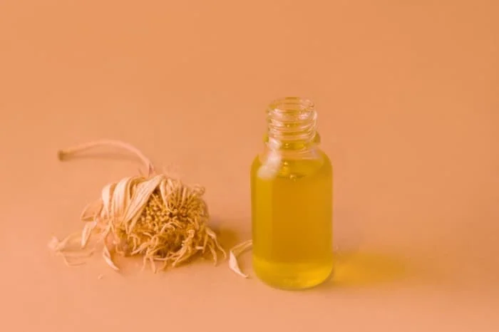 خواص و فواید روغن جوجوبا 