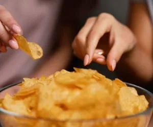 عوارض خوردن خوراکی