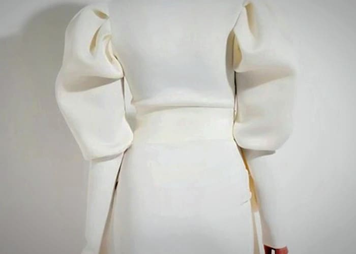 لباس سفید