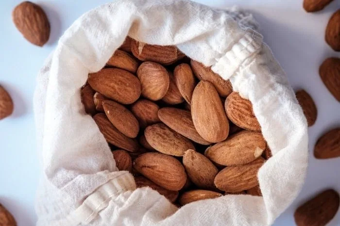 بادام تازه