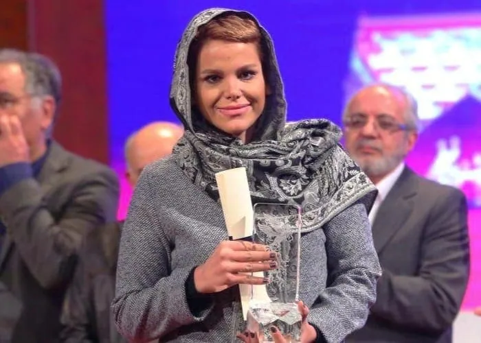 ساناز هاشم پور
