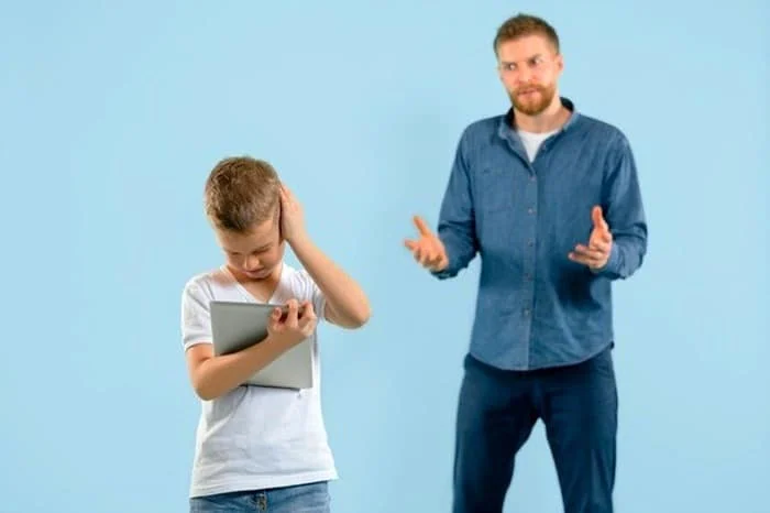 رفتار والدین