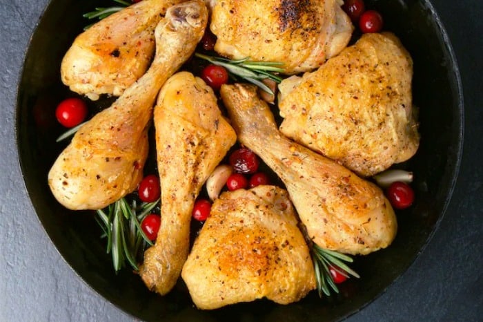 آموزش طرز تهیه مرغ طعم دار در فر با طعمی بی نظیر