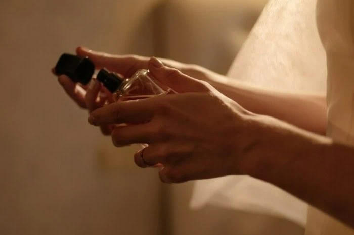جاهای صحیح عطر زدن