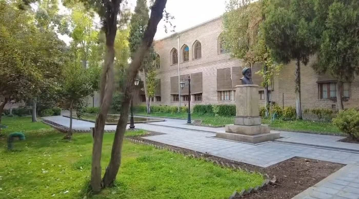 باغ موزه نگارستان