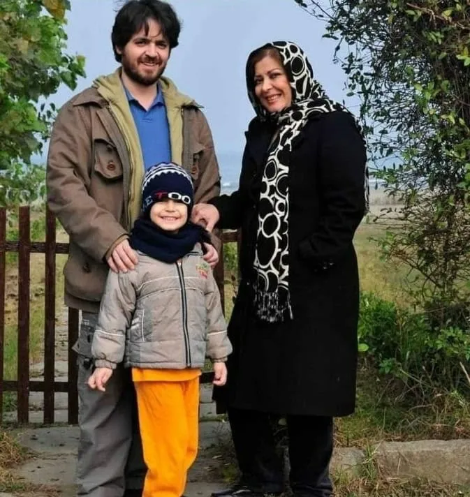 نادیا گلچین