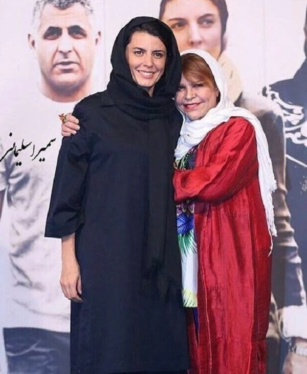 لیلا حاتمی مادرش