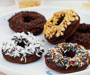 دونات شکلاتی