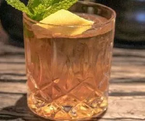 شربت بیدمشک