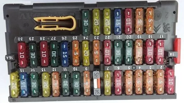 جعبه فیوز