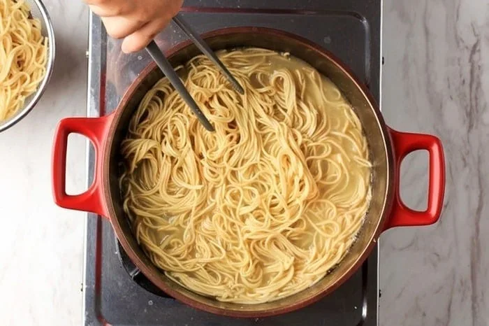 طعم ماکارونی
