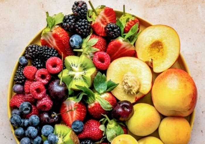 میوه ها به بدن انرژی می دهند 