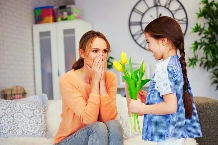 سوپرایز کردن مادر
