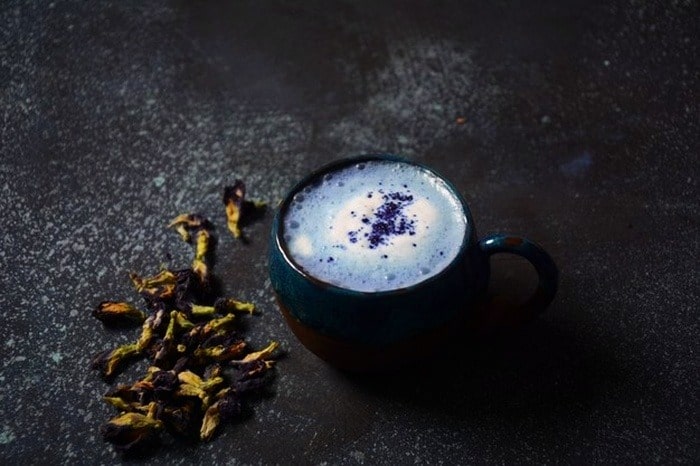 فواید گل بنفشه برای بدن طرز تهیه دمنوش بنفشه