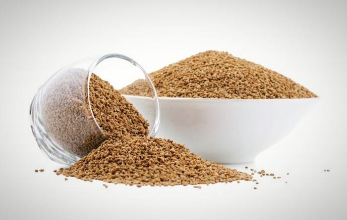 دارچین و Ajwain