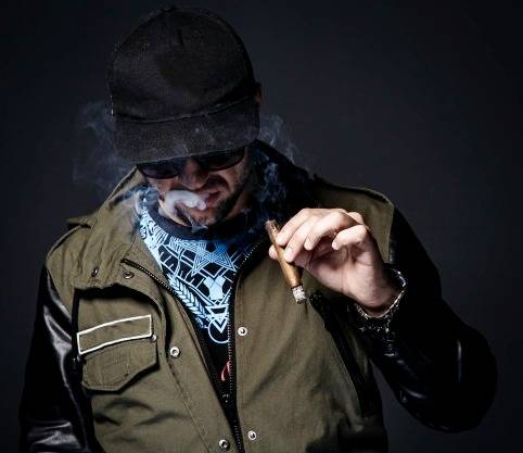 سیگار کشیدن 