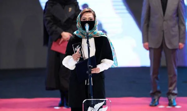 گلاره عباسی