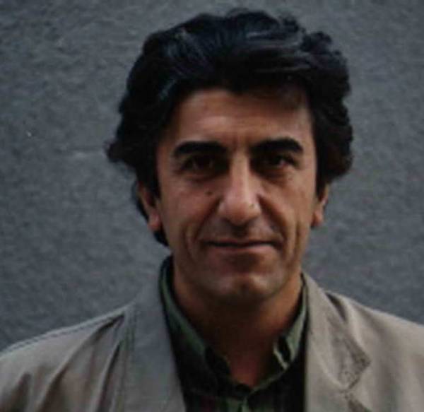 رضا کیانیان بازیگر ایرانی