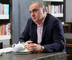 فرهاد قائمیان