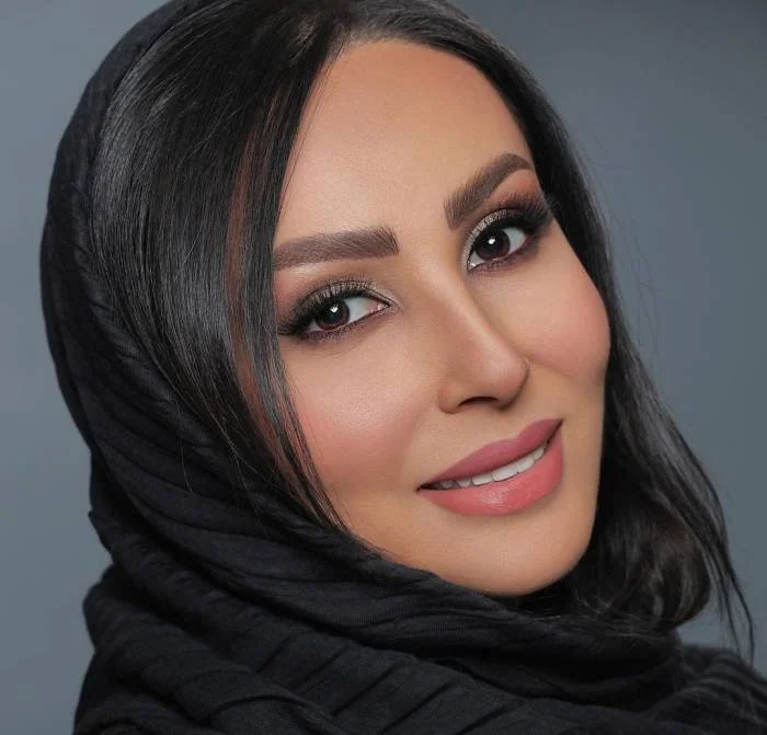 پرستو صالحی