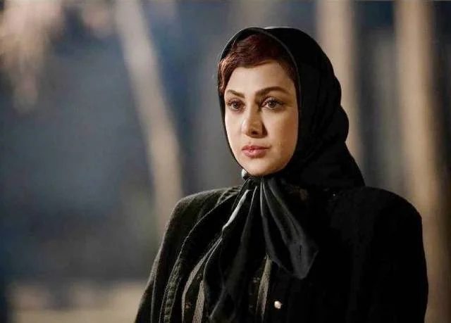 آزاده صمدی