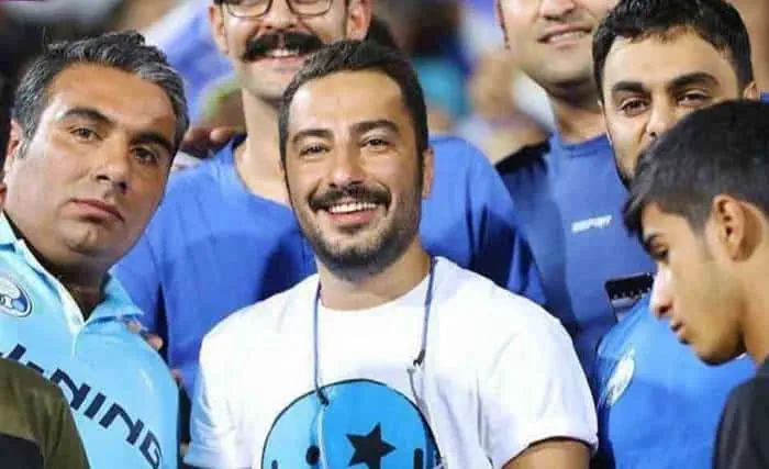 نوید محمدزاده