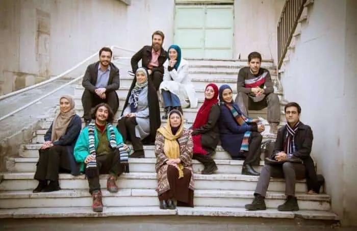 بازیگران سریال زندگی زیباست