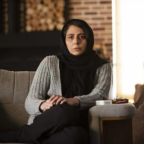 رعنا آزادی ور در سریال زخم کاری رعنا آزادی ور