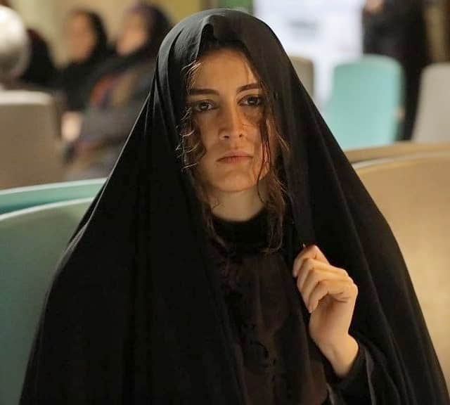 فهیمه مومنی در فیلم تابوت ساز فهیمه مومنی