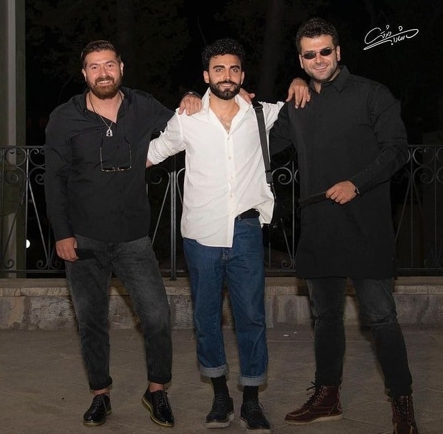 روزبه حصاری ، محمد صادقی و هامون سیدی روزبه حصاری و محمد صادقی