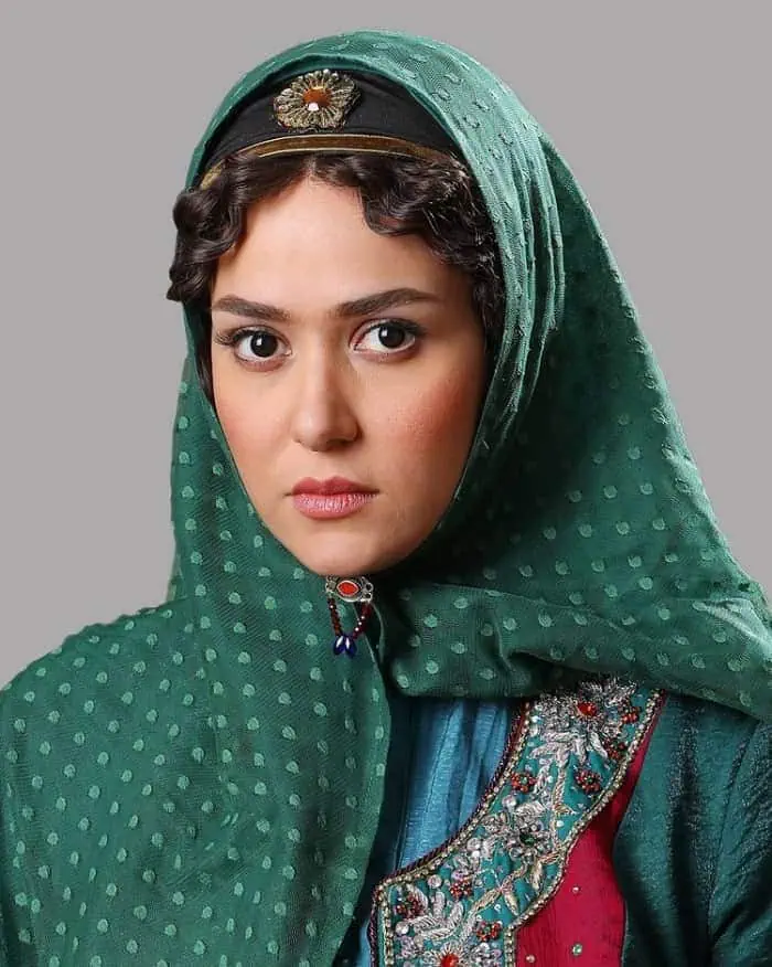 پریناز ایزدیار