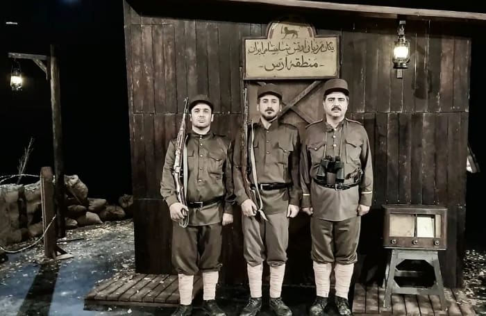 اتابک نادری، وحید آقاپور و محمد هادی عطایی تئاتر رگ