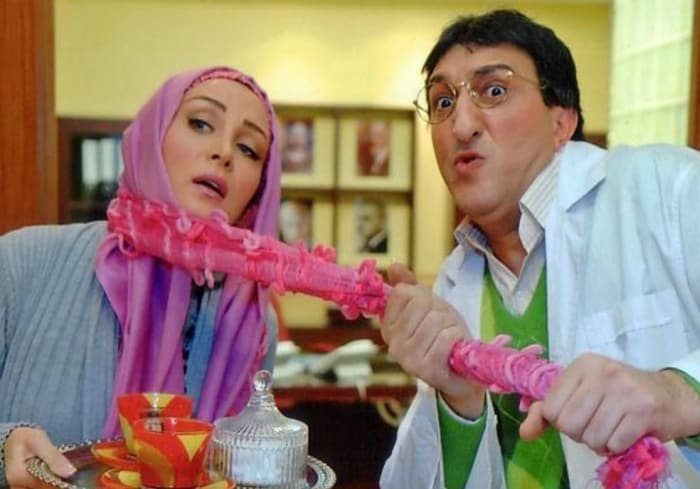 حدیث فولادوند در فیلم داماد خجالتی یوسف صیادی و حدیث فولادوند