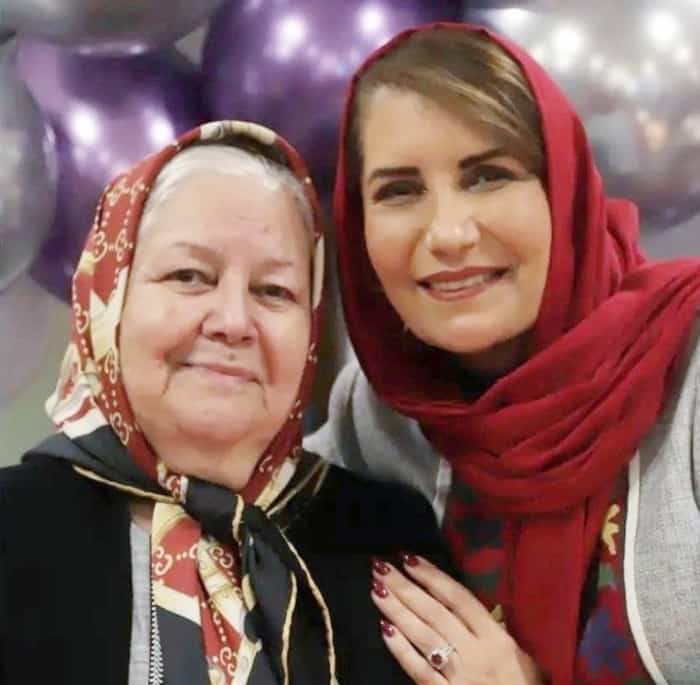 فریبا کوثری و مادرش