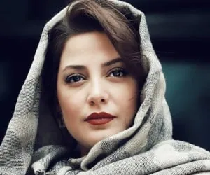 طناز طباطبایی