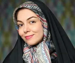 آزاده نامداری