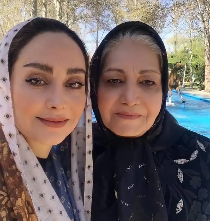 مریم خدارحمی و مادرش