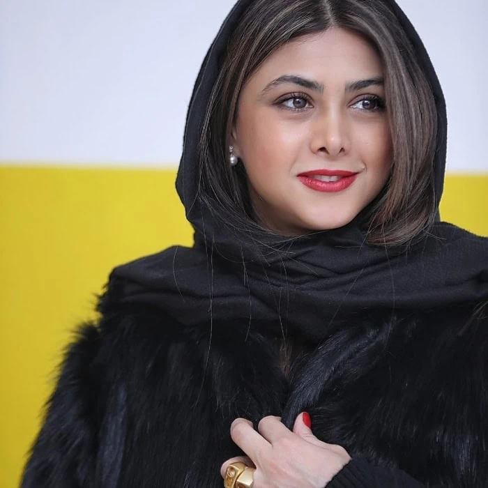 آزاده صمدی